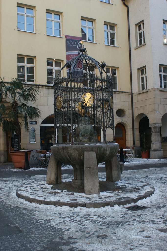 Hans-im-Glück-Brunnen by © Tsol