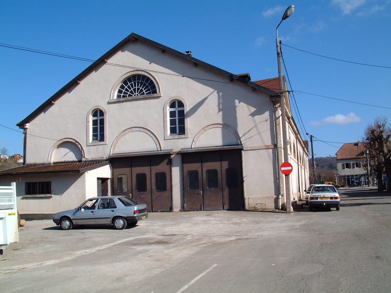 L'isle sur le doubs 25 halle aux grains ancien local des pompiers by anicole