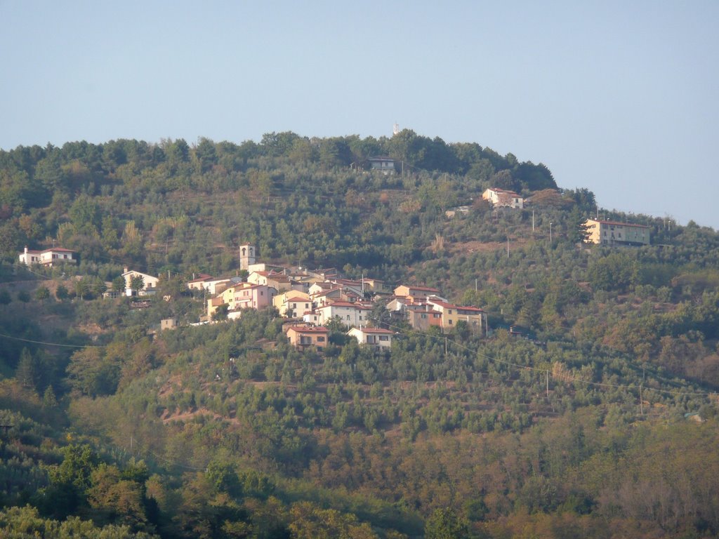 Castellina vista da Serravalle Pistoiese by Aldo Ferretto