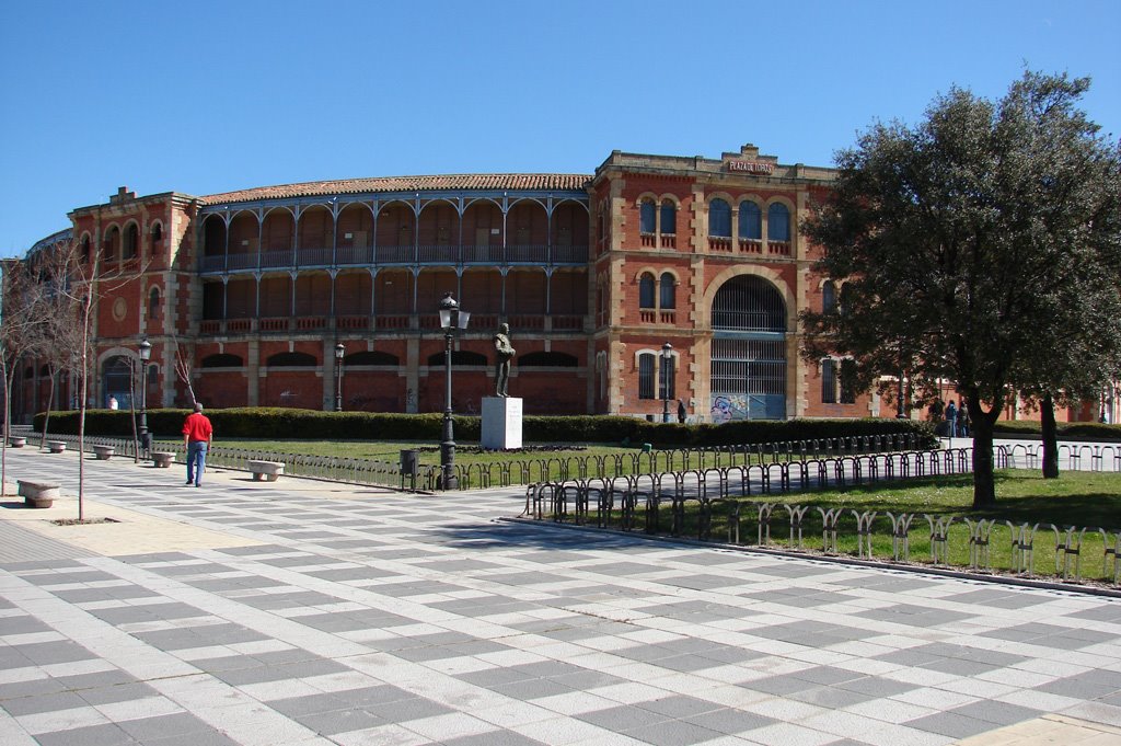 Plaza de Toros - Salamanca by Chrys & Marcela Meissner