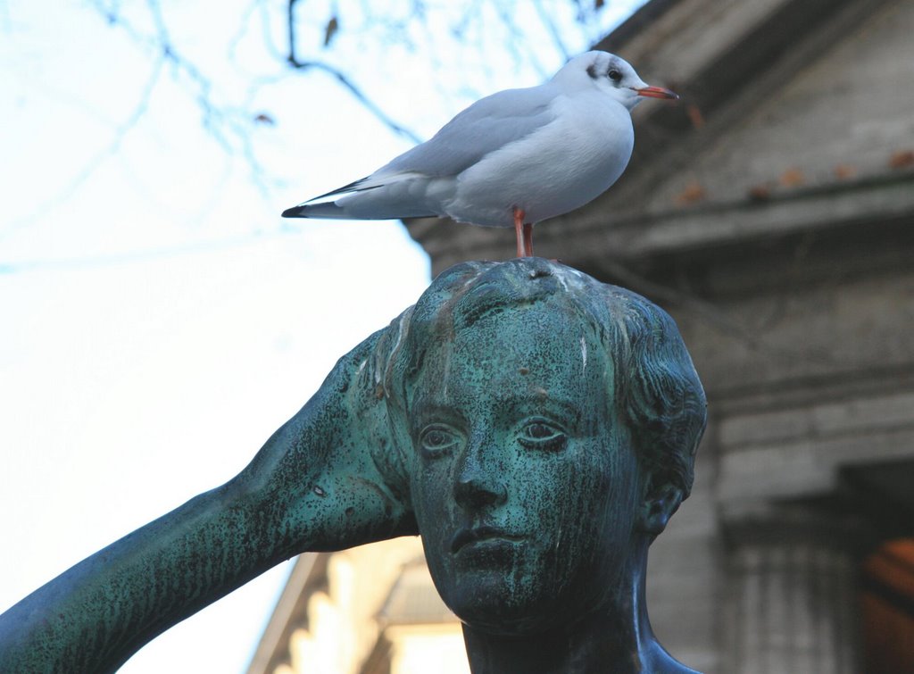 Auf der Mönckebergstraße in Hamburg by gustl