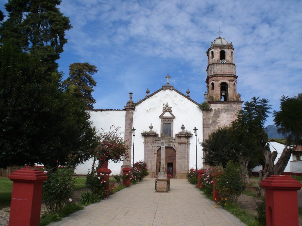 Santa Fe de la Laguna by jAr10