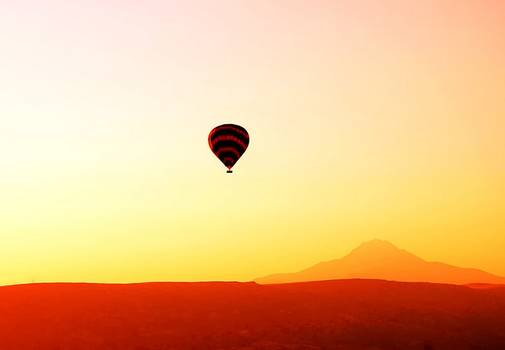 CAPADOCIA EN GLOBO by JAVIER MARTIN ESPART…