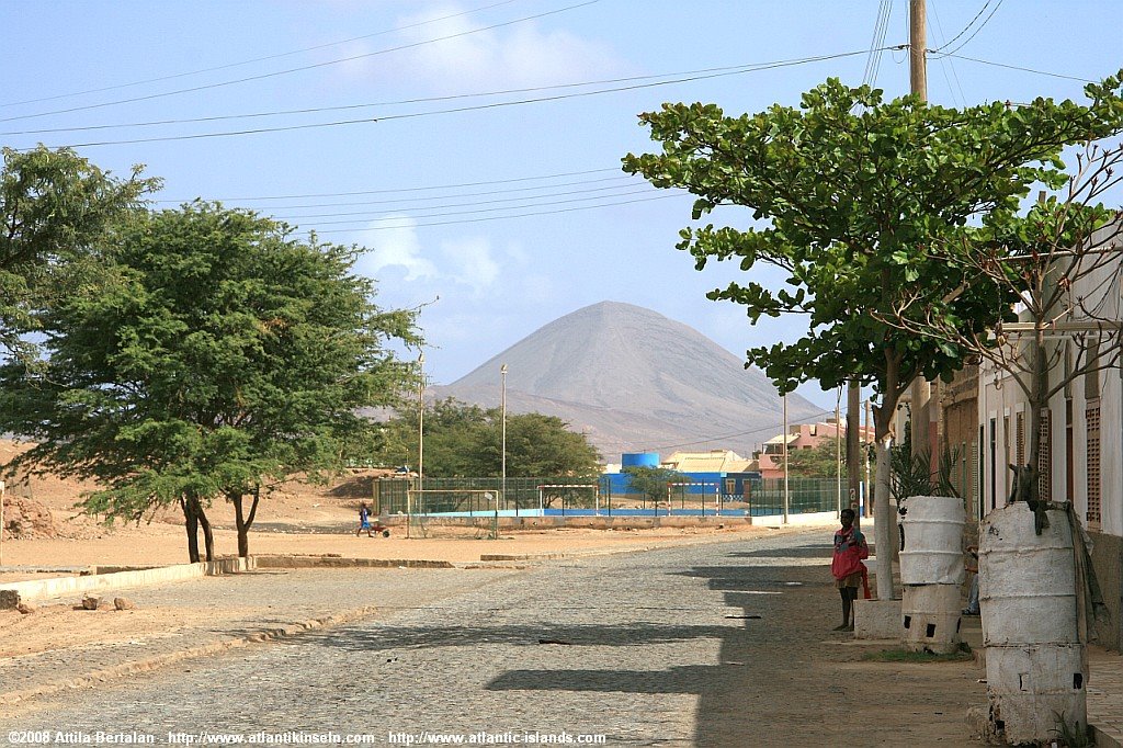 Espargos, Ilha do Sal, Cabo Verde (Cape Verde, Kapverden) by atlantic-islands.com