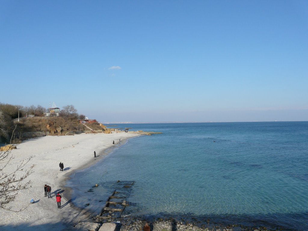 Black sea in the winter by Maksim Chokan