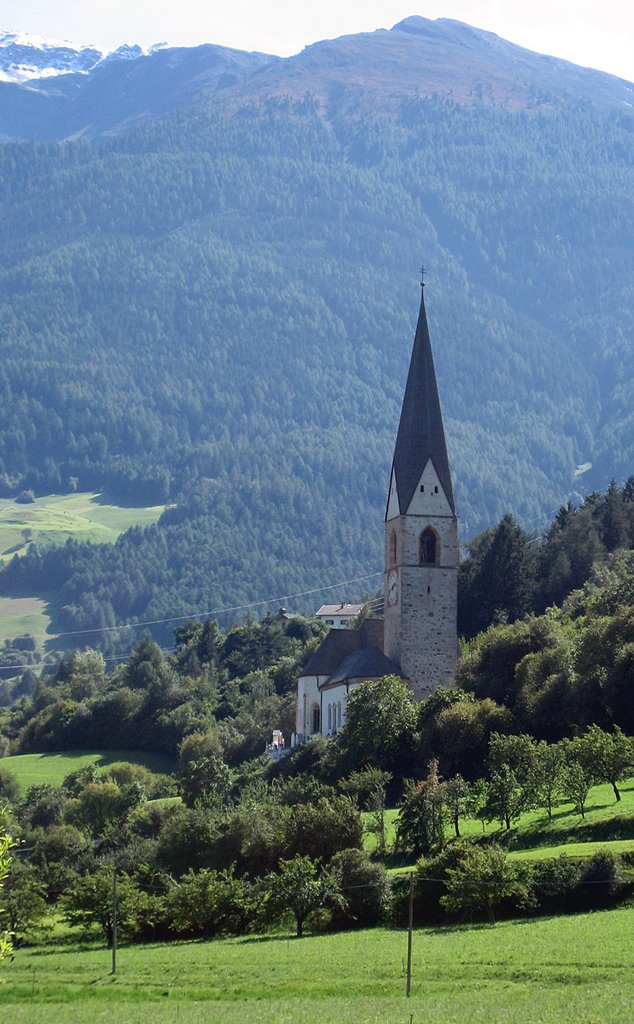 Wallfahrtskirche St. Georg bei Agums by alitza