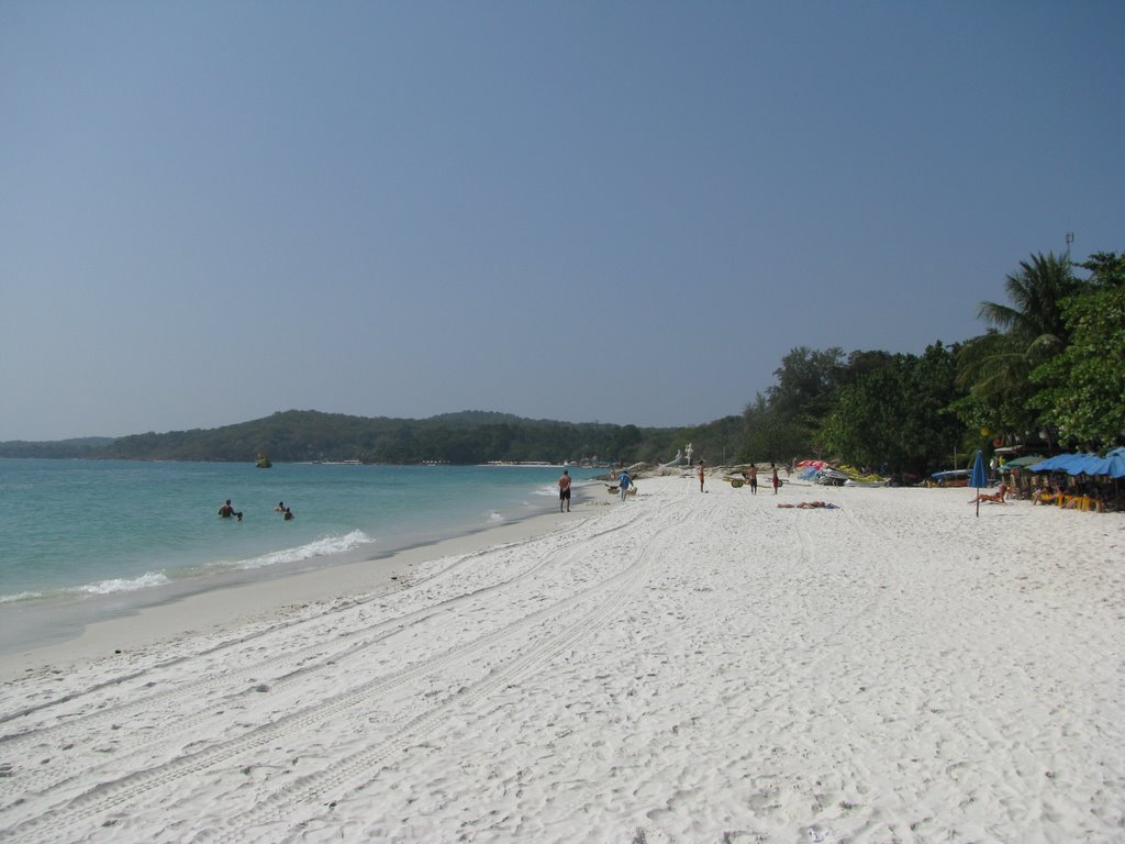 Koh Samet Thailand by J Roskilly