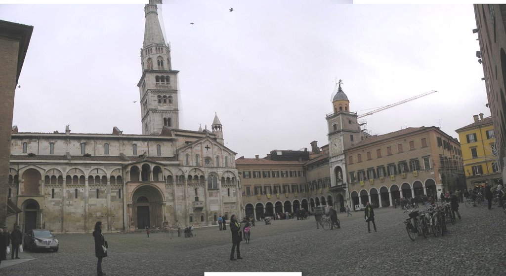 Piazza Grande - Modena by jbstudios