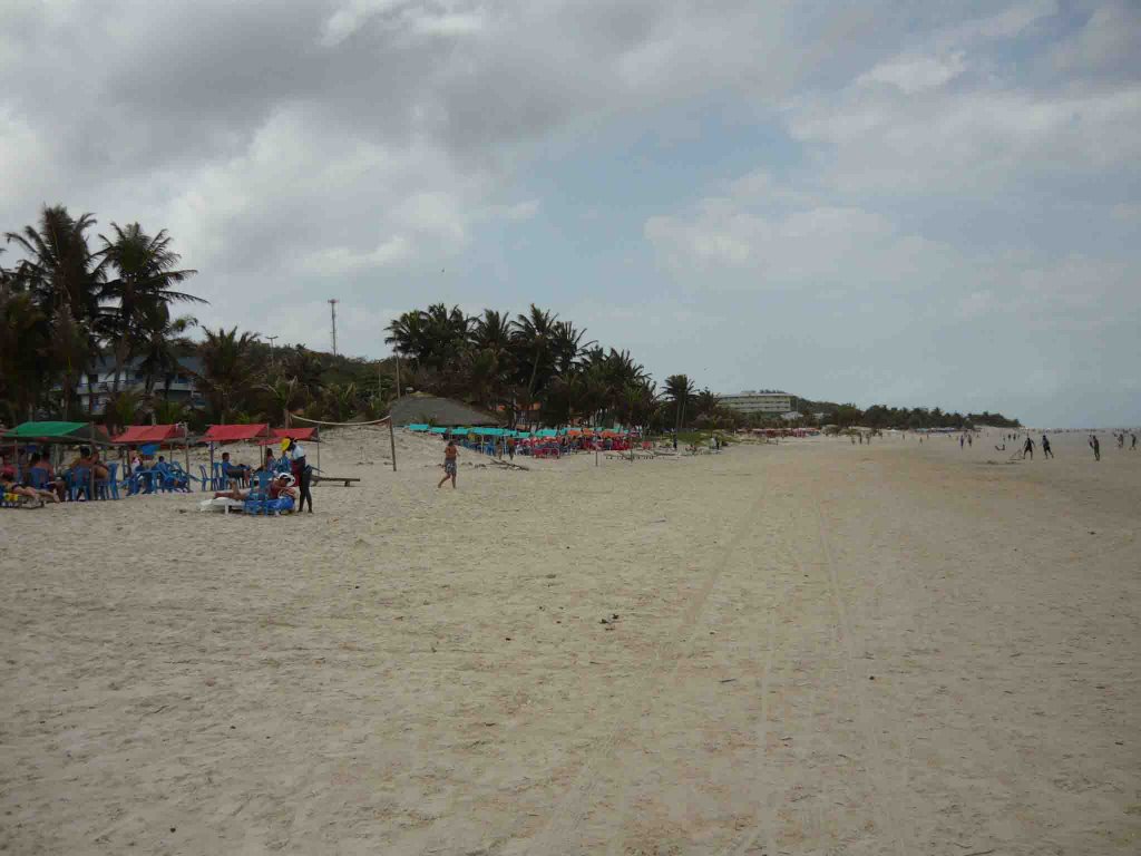 Praia do Calhau na Av Litorânea - São Luís - MA by Márcio Jorge