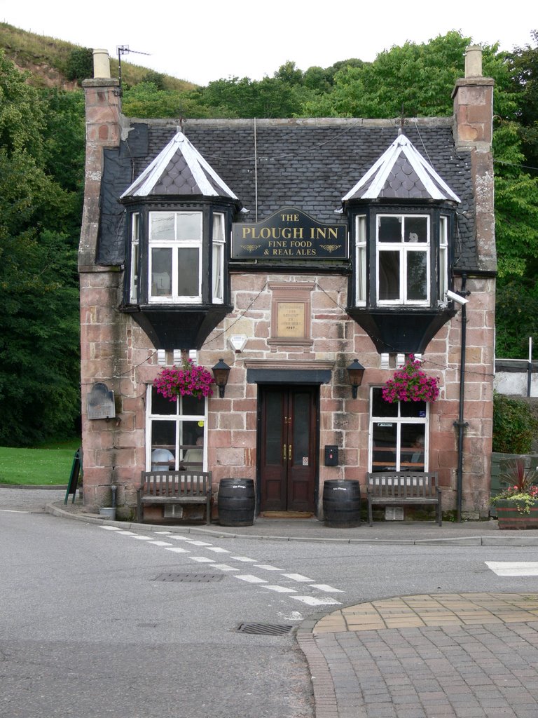 The Plough Inn, Rosemarkie by mirrorman