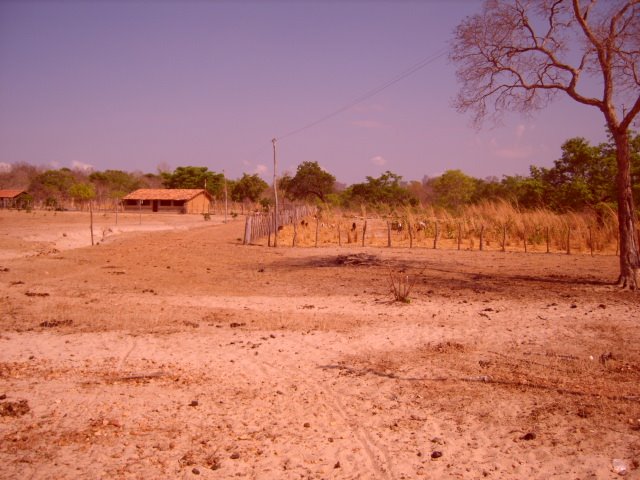 Santa Maria, mãe de Jesus, abençoada terra by PEDRO (Pedrão)