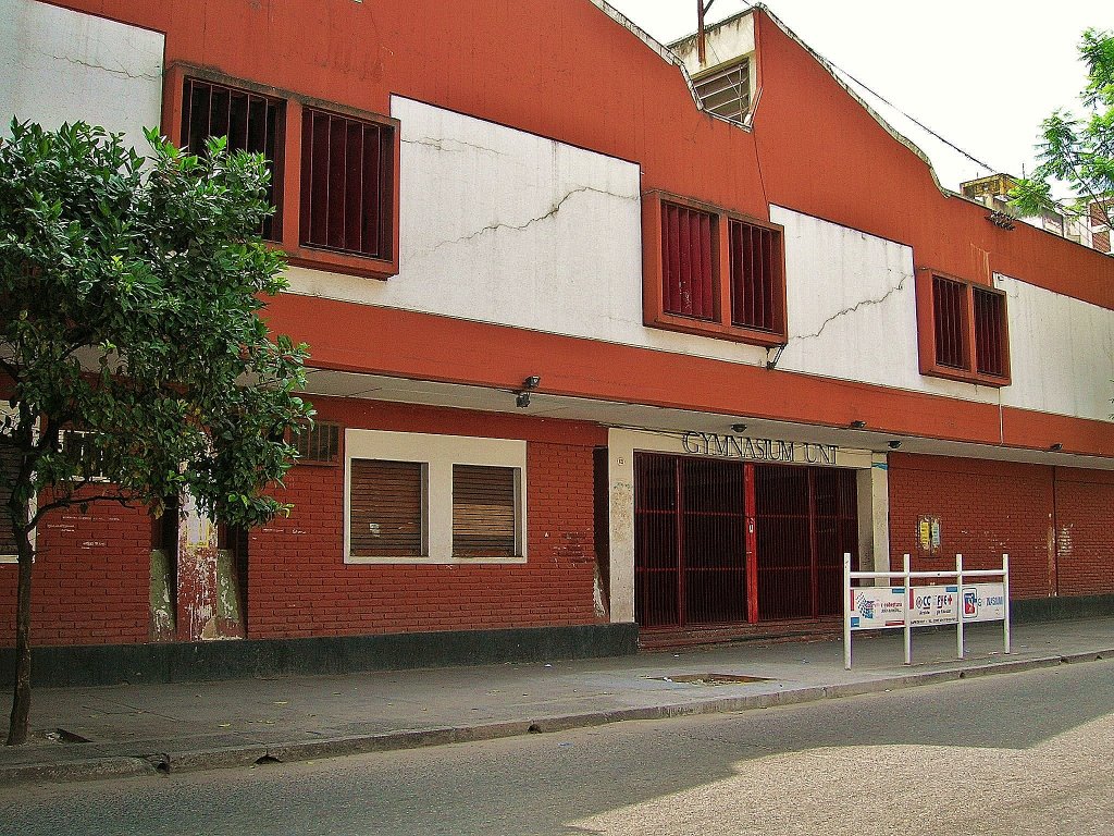 Colegio Gymnasium Universitario, Tucumán by danielantuni