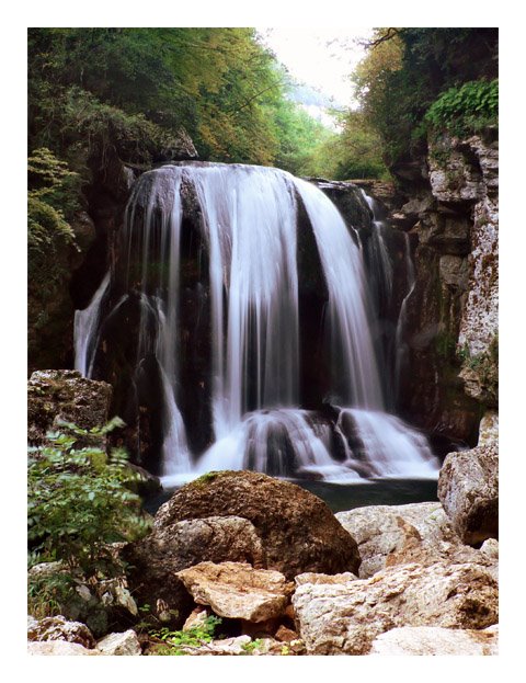 Grande cascade, cuve de Sassenage by Sylvain Péru