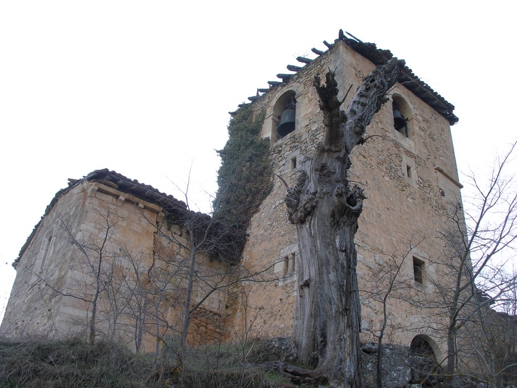 Iglesia de saseta by EL INDIO