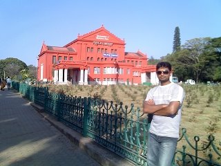 Nunegundlapalli, Ambedkar Veedhi, Sampangi Rama Nagar, Bengaluru, Karnataka 560001, India by Nazeer Hussain