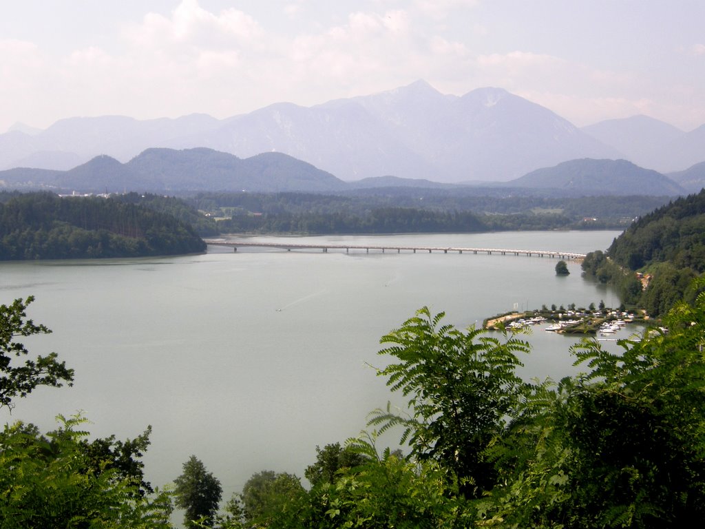 Blick auf das Ruderzentrum und die Draubrücke by Andromeda/R. Stetschnig