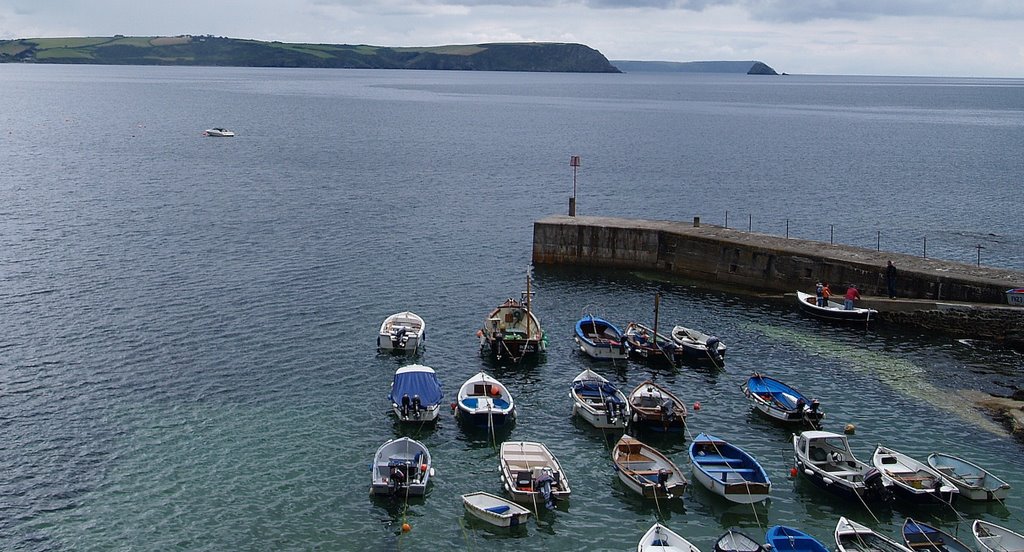 Portscatho Harbour by anderton-s