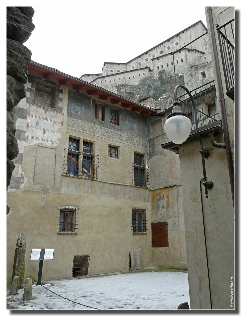 Cortile con vista by Andrea Allasio