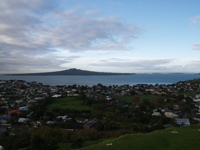 View from Mt Victoria, Auckland, New Zealand by travellerstrail