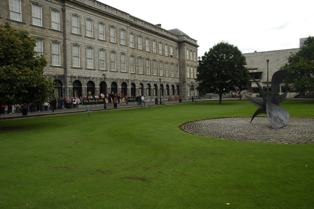 Trinity College Dublin - The University of Dublin - by Concepcion Becerril