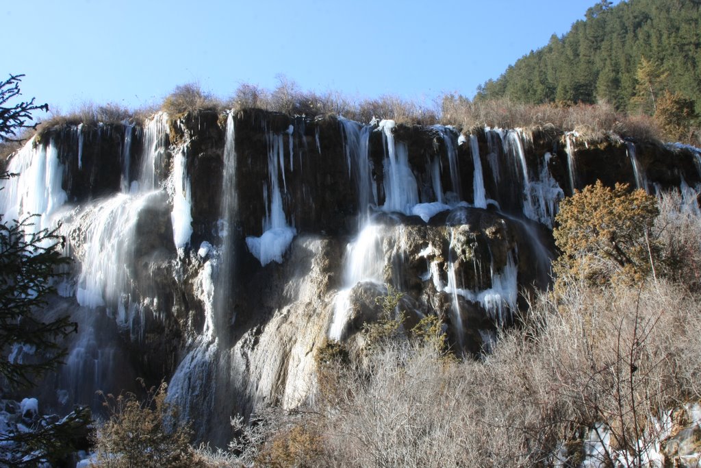 Nourilang Waterfall, Jiuzhaigou Valley by HShing