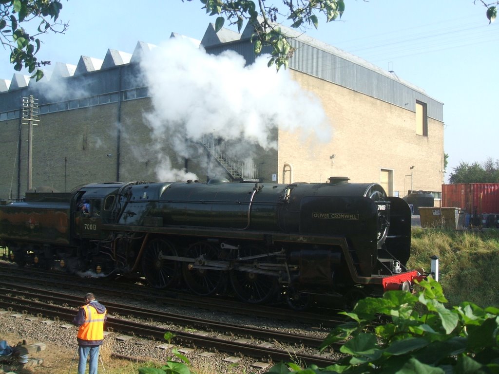 Riddles 7P6F Standard Class 4-6-2 Britannia Class Pacific, No 70013 Oliver Cromwell, Leaving Loughborough Great Centarl Station. by Charles James