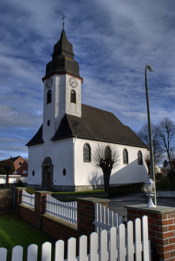 Johannes-Kapelle, Erwitte-Eikeloh by UlRai