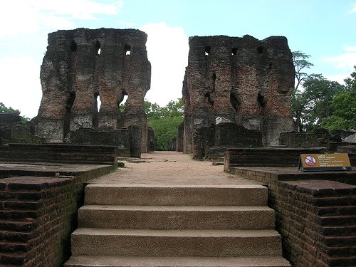 POLONNARUWA by Saman Jayawardene