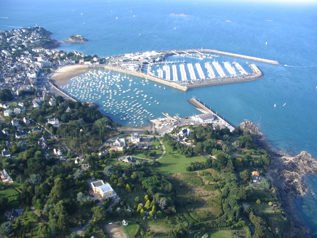 Port de st quay portrieux by Thierry Dupagny