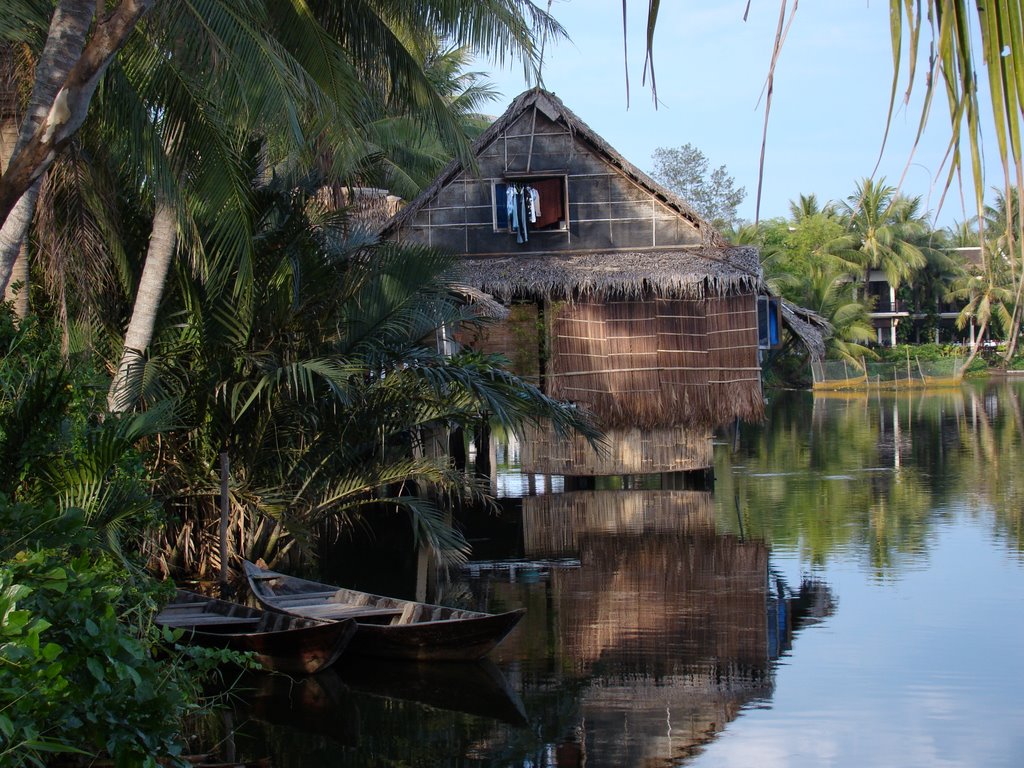 Fisherman house by Jerome G