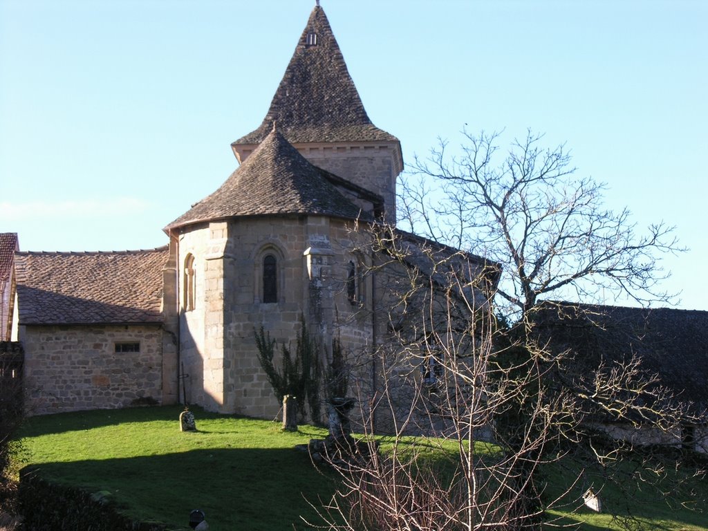 Abside du XII s, église de Teyssieu (I.I.M.H.) by Pierre Durand