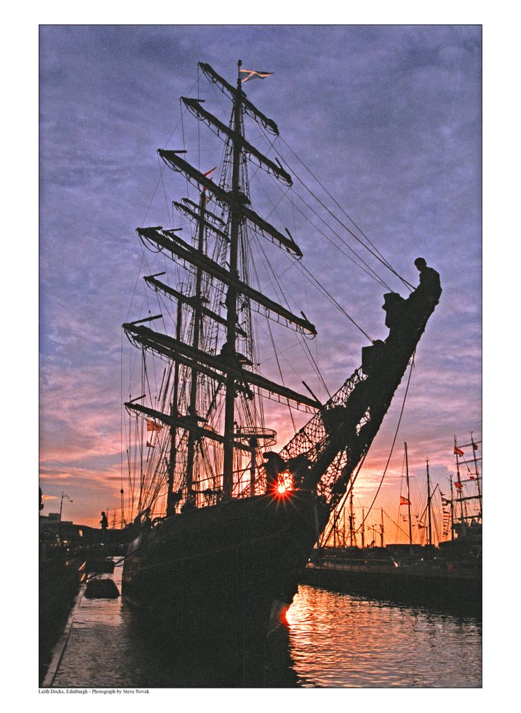 Tallship at Leith Docks. by stevenovak