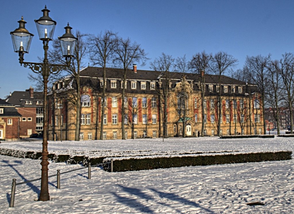 Schloß Münster, Nebengebäude by RaiVerm