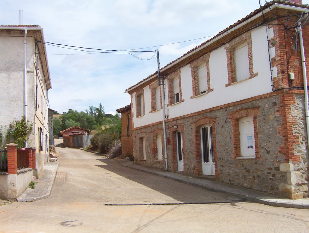 Calle del teleclub de Riosmenudos by Guxy(Jerezano-Malagu…