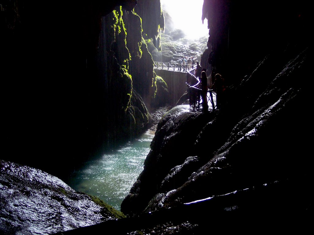 Monasterio de Piedra - Cueva by Pepe Señor