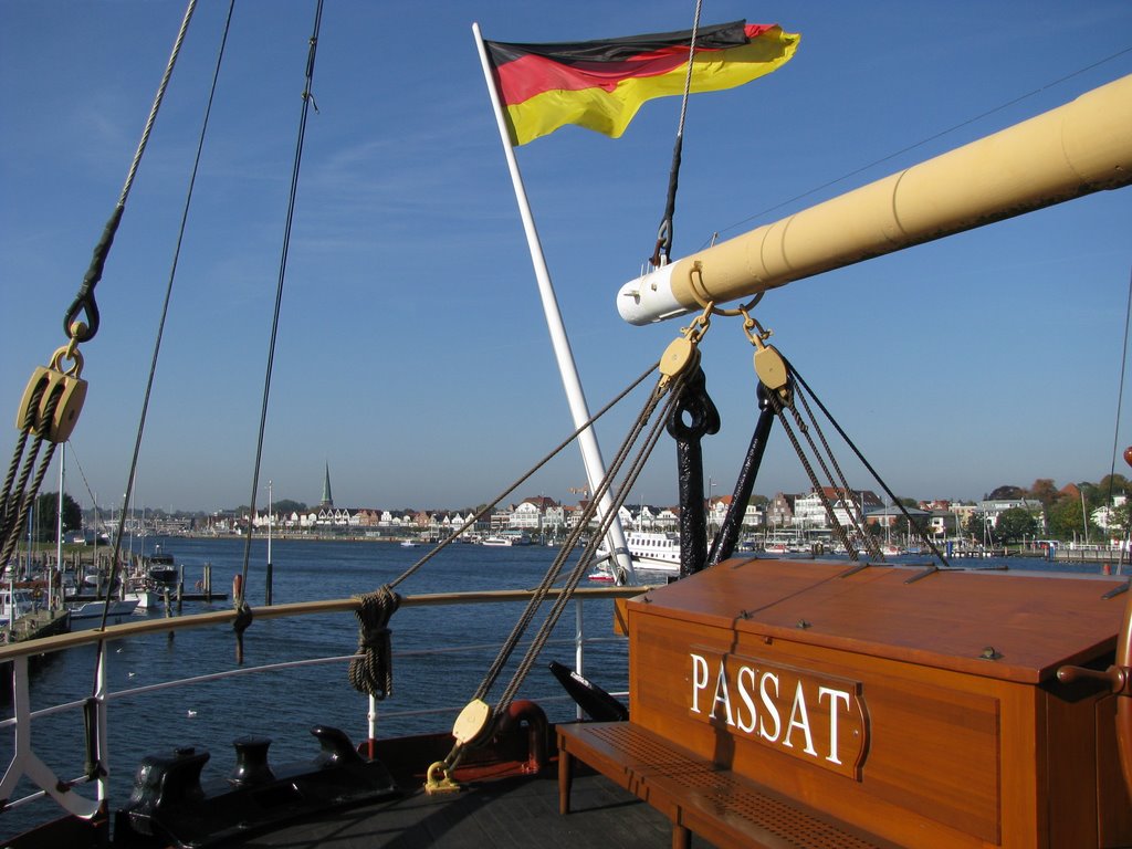 Travemünde und Passat by herrmann loens (alfe…