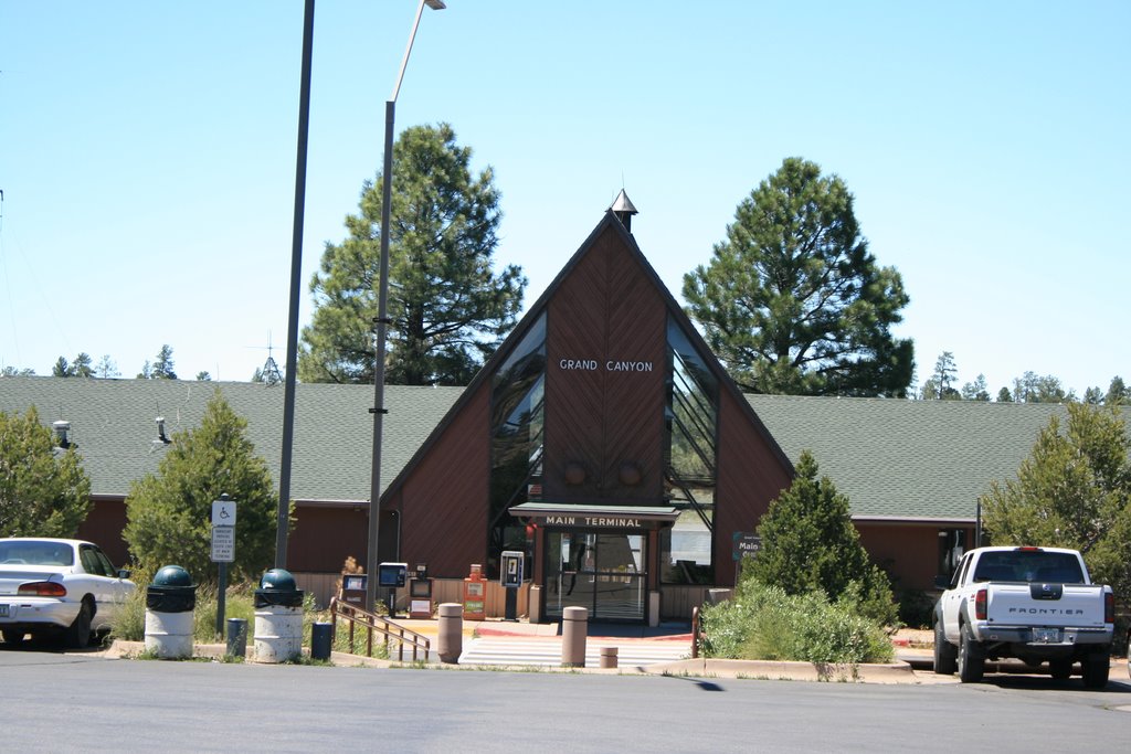 Grand Canyon Airport by saxxon