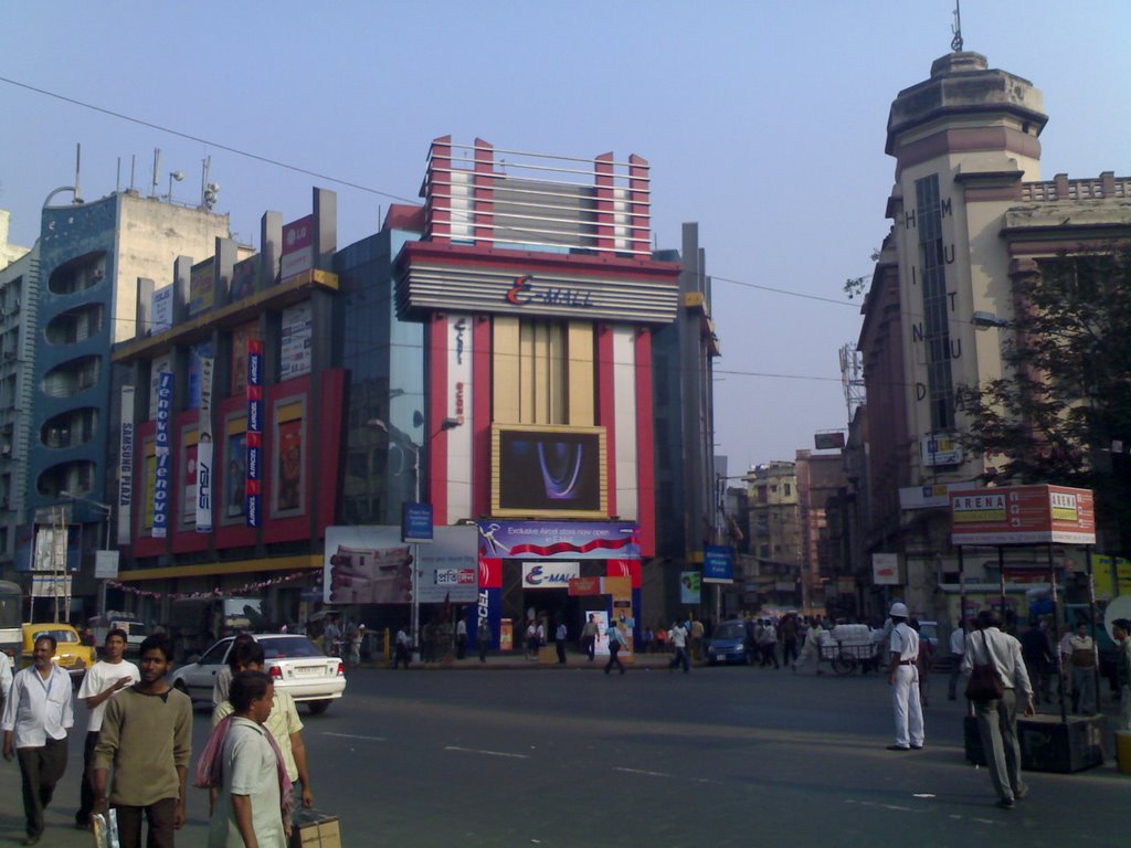 E-MALL,Near Chandni Chowk, Metro Stn. by mainauraap