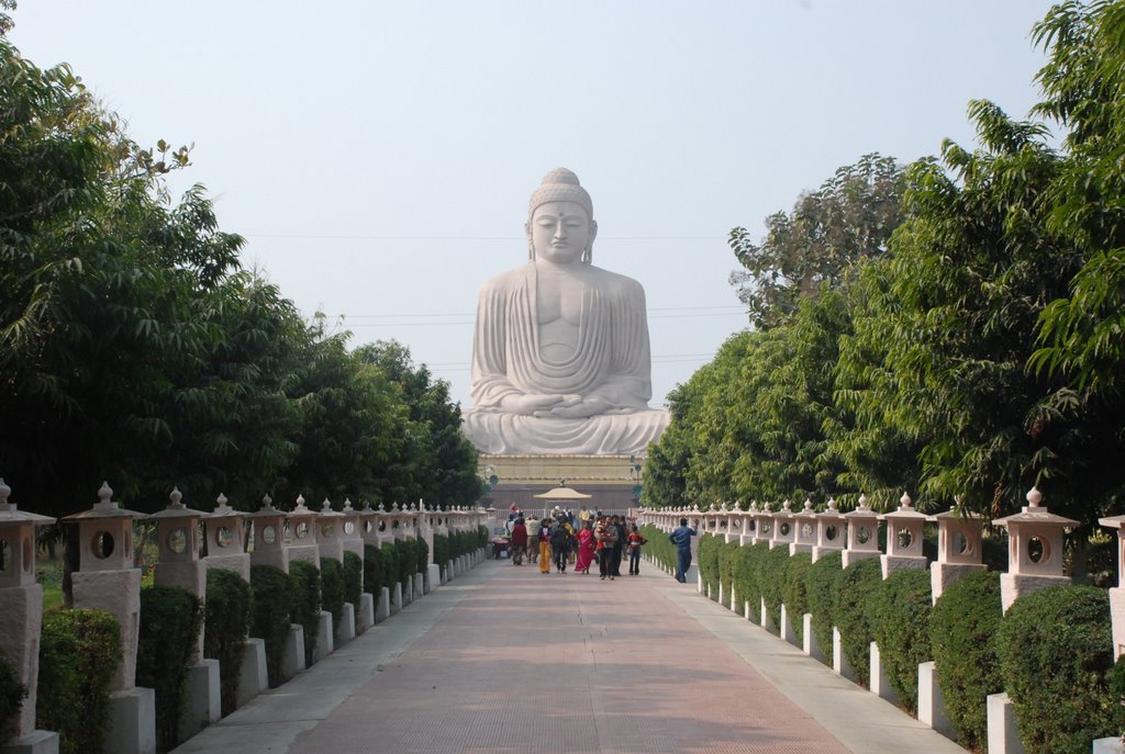 Buddha statue in Bodh Gaya by Art_msw