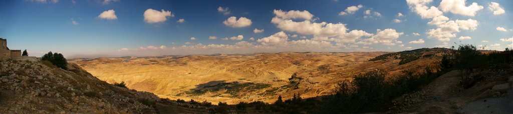 Mount Nebo Panorama Looking NE by John Calabria