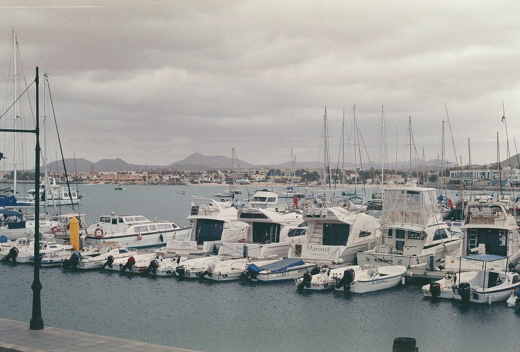 Corralejo, puerto by jpzorg