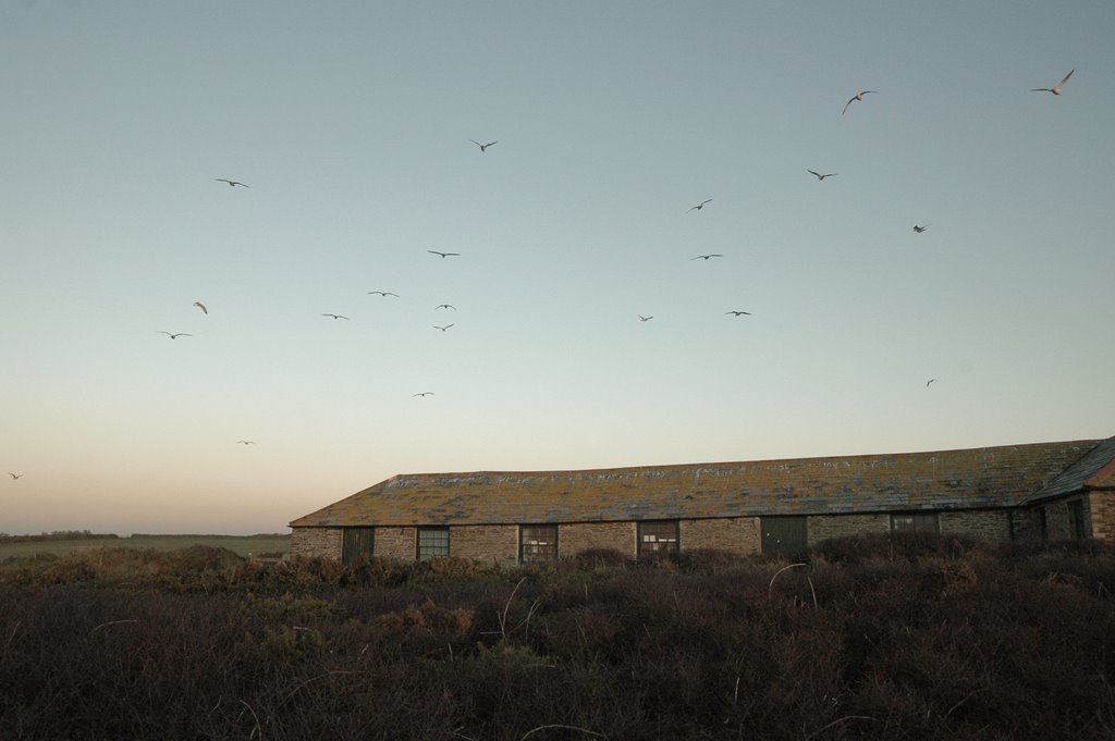 Beautiful light over Bedruthan Steps tourist office by Philippe Platon