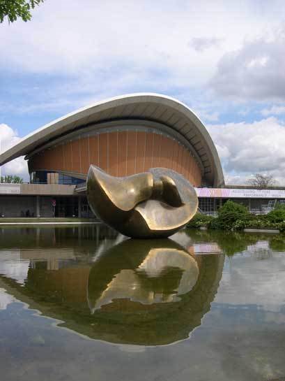 Henry-Moore by Stewart Campbell (St…