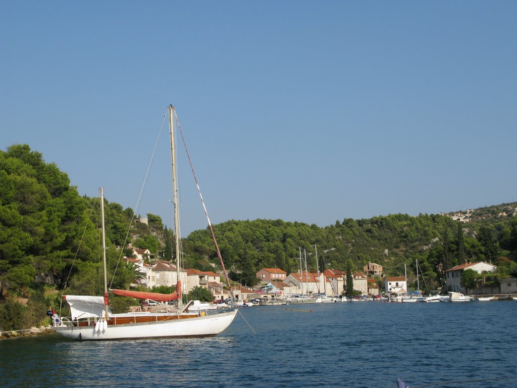 Aproaching Bobovišća by sea, 2008. by klimajajac