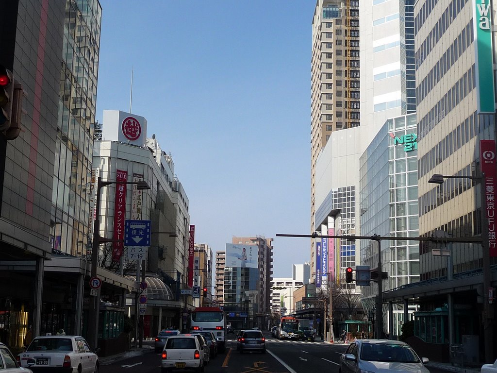 Crossing, Furumachi, Niigata by sedgevalley