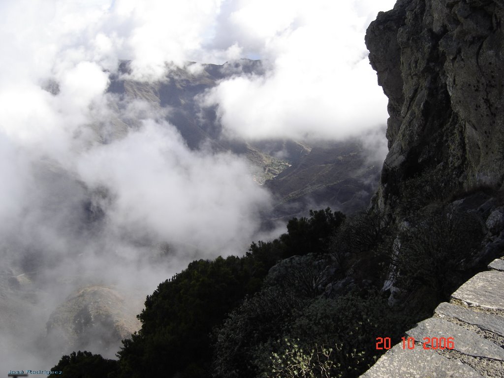 Chejelipes,valle de Laja by José Rodríguez Garcí…