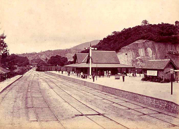 Railway station Peradeniya Year1880 "Lankapura.com" by Ranjith Seneviratne