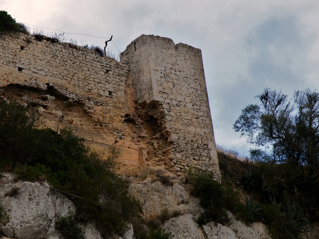 CASTELL SANTUERI 2 by MIQUEL VICENS