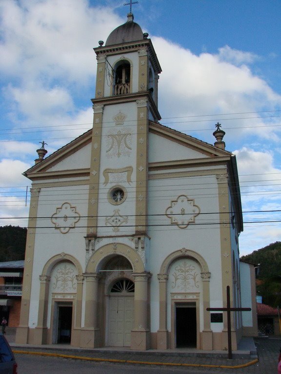 Antiga igreja de Santa Paulina by Amarildo Dias