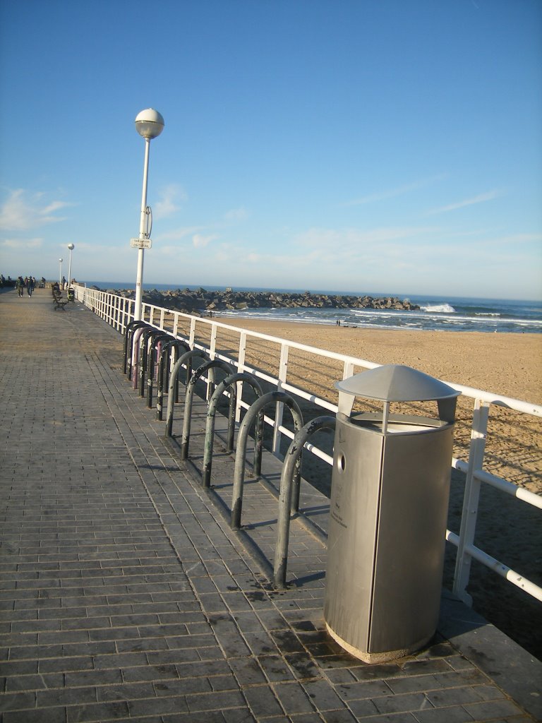 San Sebastián - Paseo de Jesús María Leizaola by neova